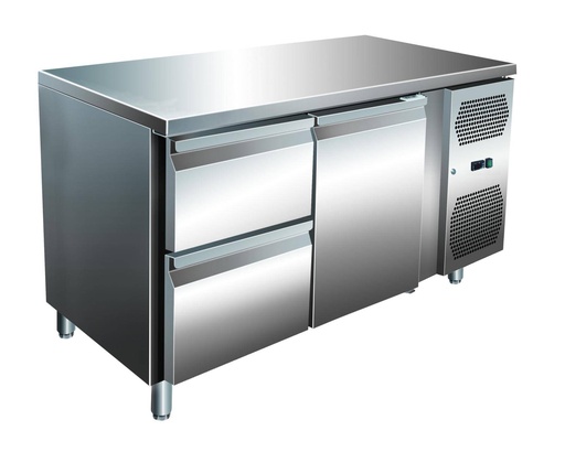VIP Kühltisch mit 1x 2 Schubladen und 1 Tür -2 bis +8°C 1.360x600x860 mm