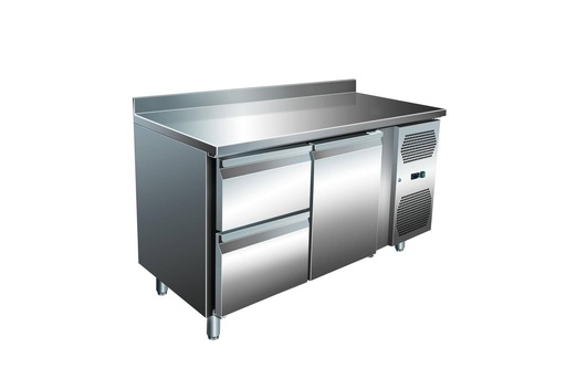 VIP Kühltisch mit 1x 2 Schubladen und 1 Tür und Aufkantung  -2 bis +8°C 1.360x600x960 mm