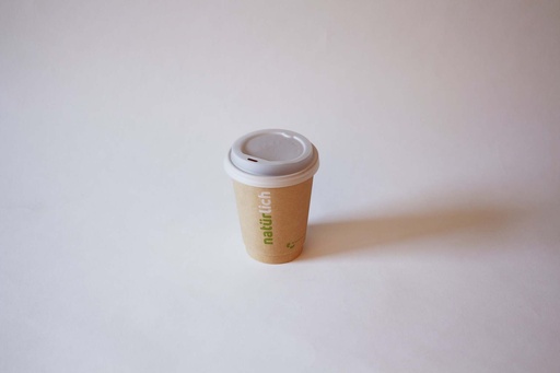 Kaffeebecher Ø90 mm 300 ml – 500 Stück, braun mit Deckel CPLA weiß / braun / 1000 Stk.